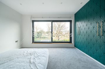 4 bedrooms house to rent in Brentmead gardens, Ealing, NW10-image 12