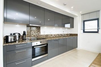 2 bedrooms flat to rent in Chartfield Avenue, Putney, SW15-image 2