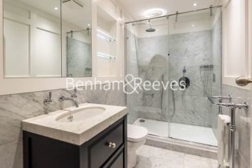 3 bedrooms flat to rent in Roehampton House, Roehampton, SW15-image 4