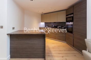 2  bedrooms flat to rent in Sovereign Court, Hammersmith, W6-image 2