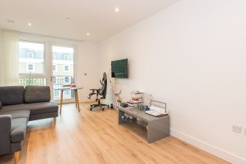 1 bedroom flat to rent in Sovereign Court, Hammersmith, W6-image 7