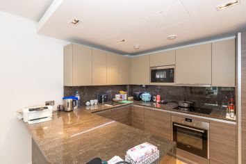 1 bedroom flat to rent in Sovereign Court, Hammersmith, W6-image 8