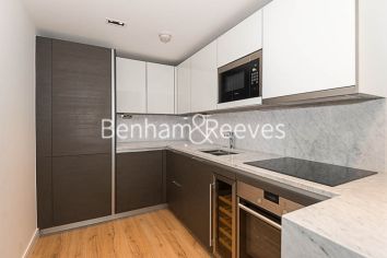 1 bedroom flat to rent in Sovereign Court, Hammersmith, W6-image 2