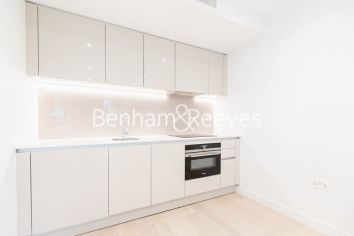 Studio flat to rent in Albion Court, Hammersmith, W6-image 8