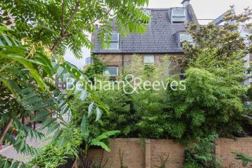 Studio flat to rent in Albion Court, Hammersmith, W6-image 11