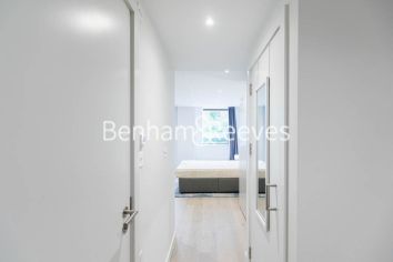 Studio flat to rent in Albion Court, Hammersmith, W6-image 21