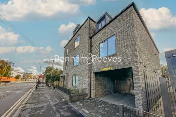 1 bedroom flat to rent in Durnsford Road, Wimbledon, SW19-image 10