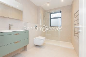 2  bedrooms flat to rent in Disraeli Road, Hammersmith, SW15-image 8