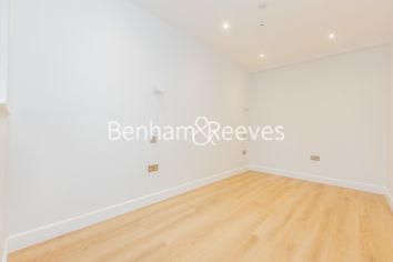 2 bedrooms flat to rent in Disraeli Road, Hammersmith, SW15-image 11