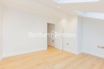 2 bedrooms flat to rent in Disraeli Road, Hammersmith, SW15-image 12