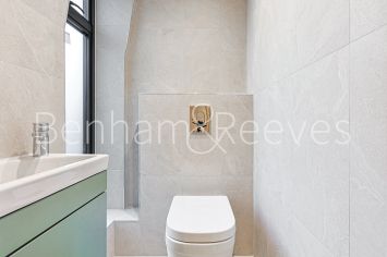 2 bedrooms flat to rent in Disraeli Road, Hammersmith, SW15-image 17