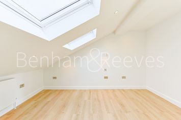 2 bedrooms flat to rent in Disraeli Road, Hammersmith, SW15-image 18