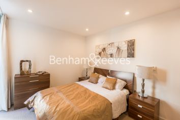 2 bedrooms flat to rent in Dance Square, City, EC1V-image 2