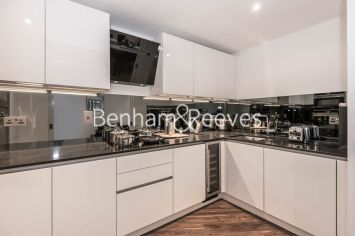 2 bedrooms flat to rent in Wiverton Tower, New Drum Street, Aldgate Place, E1-image 2