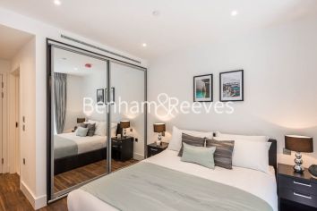 2 bedrooms flat to rent in Wiverton Tower, New Drum Street, Aldgate Place, E1-image 3