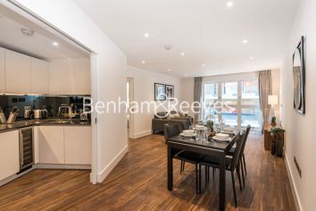 2 bedrooms flat to rent in Wiverton Tower, New Drum Street, Aldgate Place, E1-image 6