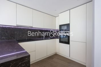 1 bedroom flat to rent in Vaughan Way, Wapping, E1W-image 2