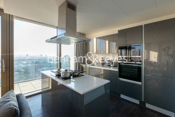 3  bedrooms flat to rent in Rosemary Building, Royal Mint Gardens, E1-image 2