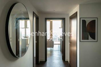 3  bedrooms flat to rent in Rosemary Building, Royal Mint Gardens, E1-image 13