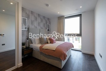 3  bedrooms flat to rent in Rosemary Building, Royal Mint Gardens, E1-image 16