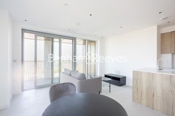 1  bedroom flat to rent in Jacquard Point, Silk District, E1-image 3