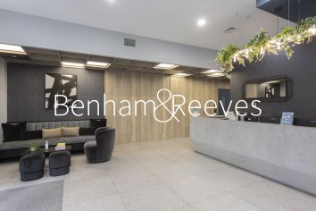 1 bedroom flat to rent in Silk District, Whitechapel, E1-image 8