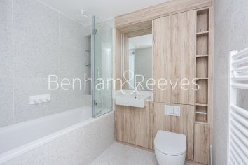 1 bedroom flat to rent in The Silk District, Whitechapel, E1-image 4