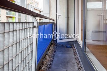 2 bedrooms flat to rent in Tarves Way, Surrey Quays, SE10-image 7