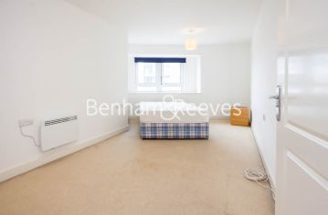 2 bedrooms flat to rent in Tarves Way, Surrey Quays, SE10-image 11
