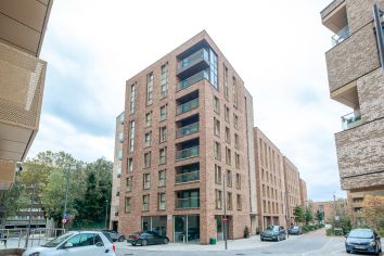 2 bedrooms flat to rent in Gothenburg Court, Surrey Quays, SE8-image 11