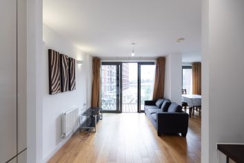 1  bedroom flat to rent in Canada Water, London, SE16-image 3