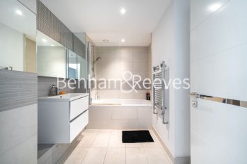 2 bedrooms flat to rent in Whiting Way, Surrey Quays, SE16-image 4