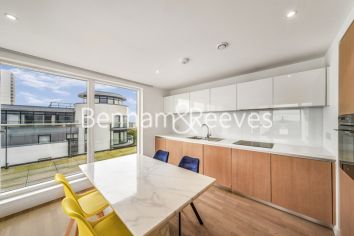 2 bedrooms flat to rent in Pump House Crescent, Brentford, TW8-image 2