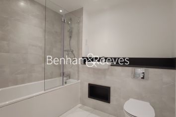 1 bedroom flat to rent in High Street Quarter, Hounslow, TW3-image 5