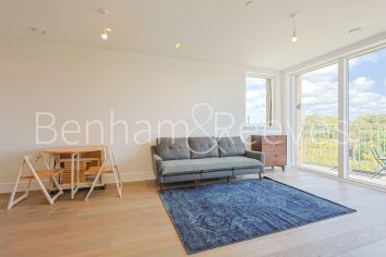 1 bedroom flat to rent in Matcham House, Acton Lane, Chiswick, W4-image 1