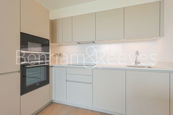 1 bedroom flat to rent in Matcham House, Acton Lane, Chiswick, W4-image 2