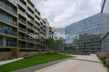 Studio flat to rent in Faraday House, Circus Road West, SW11-image 7