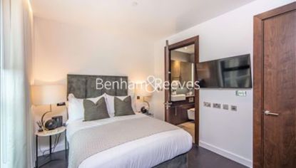 2 bedrooms flat to rent in Thornes House, Charles Clowes Walk, SW11-image 8