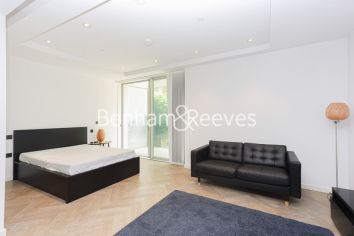 Studio flat to rent in Dawson House, Circus Road West, SW11-image 1