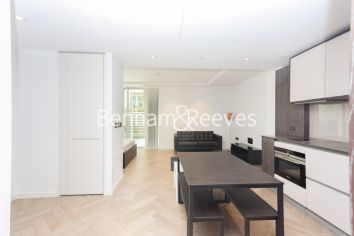 Studio flat to rent in Dawson House, Circus Road West, SW11-image 9