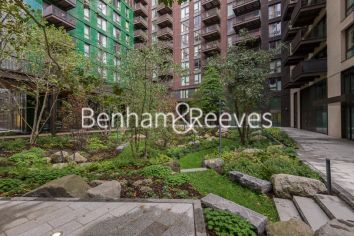 2 bedrooms flat to rent in Legacy Building, Viaduct Gardens, SW11-image 14