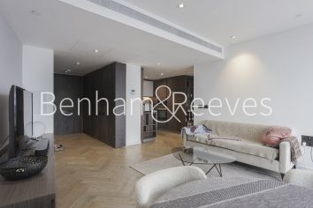 2 bedrooms flat to rent in Circus Road West, Battersea, SW11-image 1