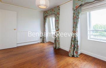 2 bedrooms flat to rent in Netherhall Gardens, Hampstead, NW3-image 8