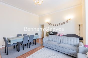 3 bedrooms flat to rent in Langland Mansions, Hampstead, NW3-image 12