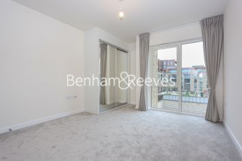 2 bedrooms house to rent in Fritillary Apartments, Harewood Avenue, NW7-image 3