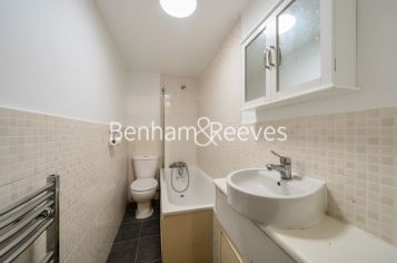 Studio flat to rent in Greencroft Gardens, Hampstead, NW6-image 5