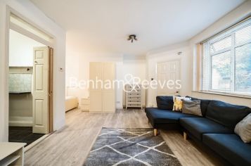 Studio flat to rent in Greencroft Gardens, Hampstead, NW6-image 9