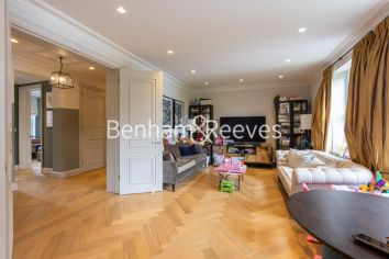 2 bedrooms flat to rent in Kidderpore Avenue, Hampstead, NW3-image 1