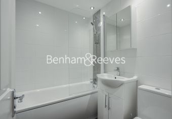 2 bedrooms flat to rent in Royal Drive, Friern Barnet, N11-image 4