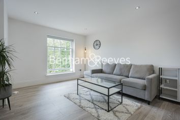 2 bedrooms flat to rent in Royal Drive, Friern Barnet, N11-image 6